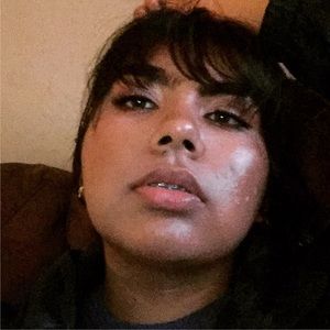 Meet your Posher, Adreana